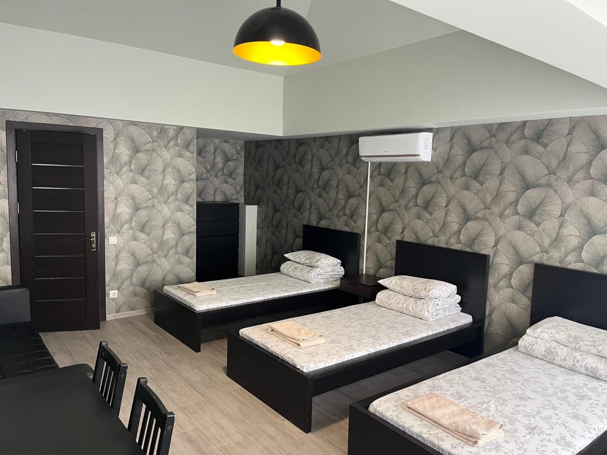 77/5 Hotel Кишинев Екстериор снимка