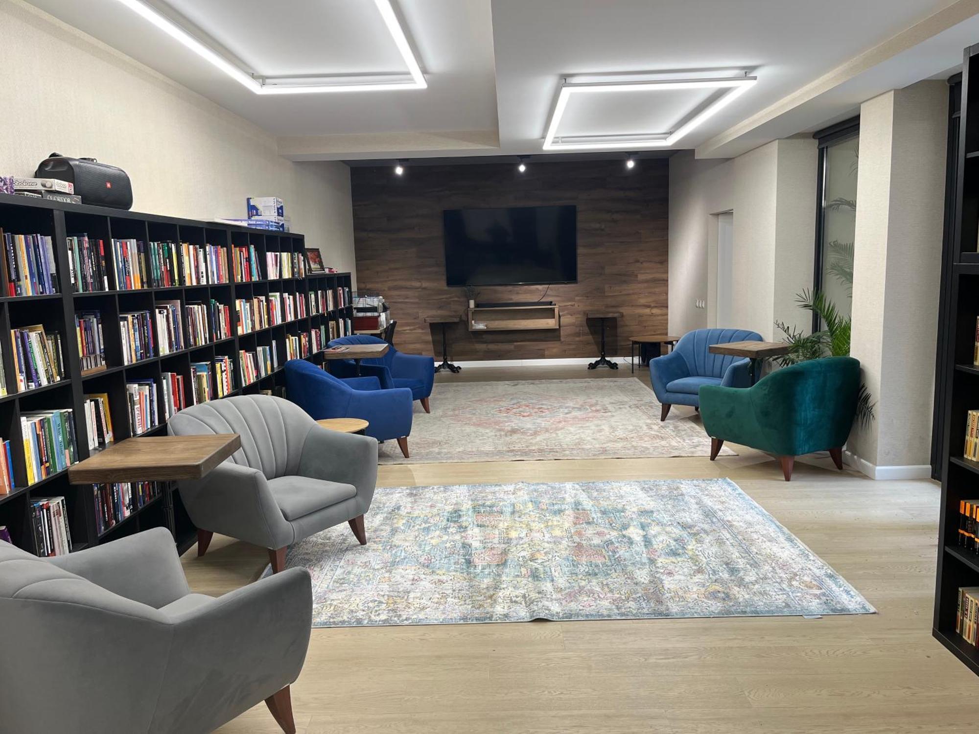 77/5 Hotel Кишинев Екстериор снимка